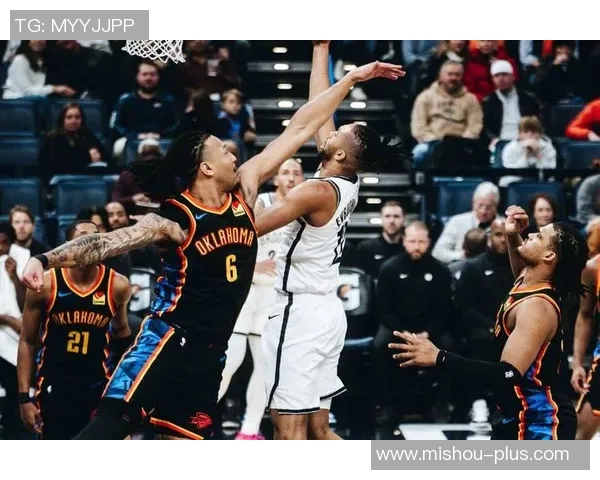 雷霆主帅多诺万：球员们展现出色的团队合作精神